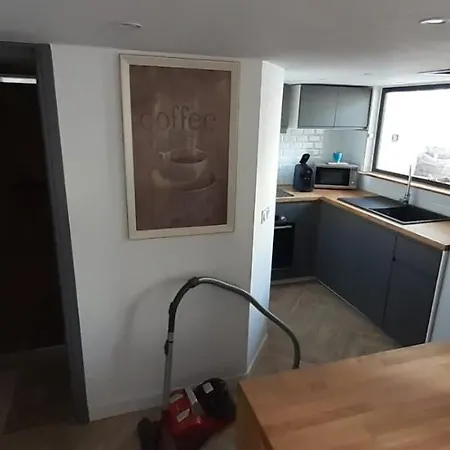 T3 Calme Et Cosy, Idealement Situe Pres Du Chateau Et De La Gare, Dans Un Cadre Paisible Apartment
