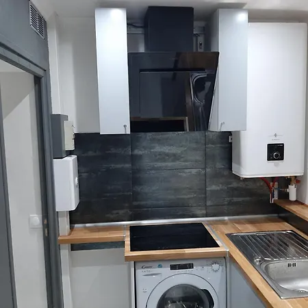 T3 Calme Et Cosy, Idealement Situe Pres Du Chateau Et De La Gare, Dans Un Cadre Paisible Apartment